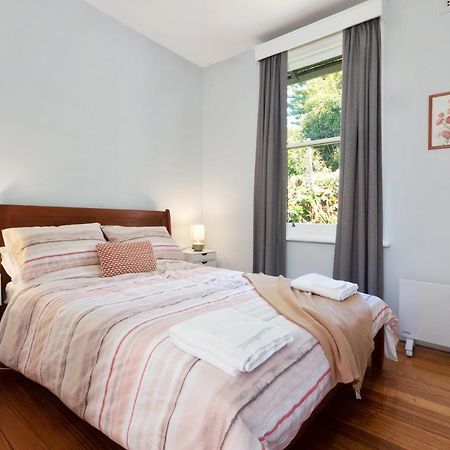 Warwick St Retreat! 3 Bedroom House With Parking Хоубарт Екстериор снимка